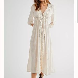 Embroidered Fable Midi Dress in Antique Peach